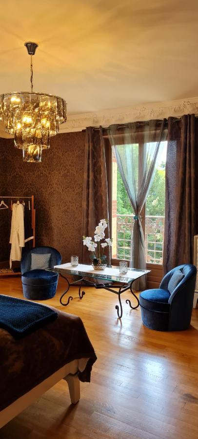 Bed and Breakfast Chateau De La Feuilleraie Saint-Leu-la-Foret Exterior foto