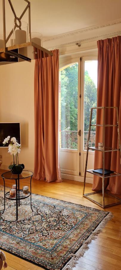 Bed and Breakfast Chateau De La Feuilleraie Saint-Leu-la-Foret Exterior foto